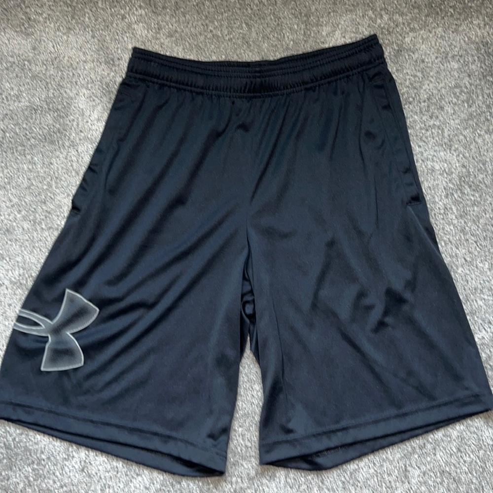 NWOT Men’s Under Armour Shorts